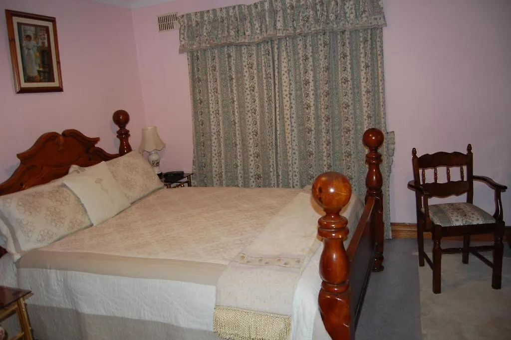Bed & Breakfast Acorn House B&B Galway