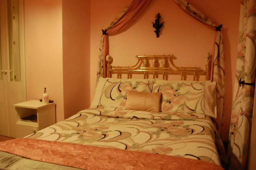 Bed & Breakfast Acorn House B&B Galway